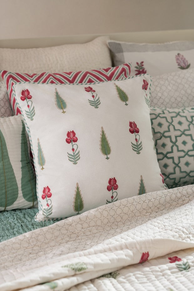 Gulbahar Cotton Cushions- Ivory